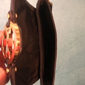 Authentic Tory Burch cross body black